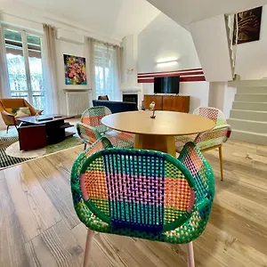 Apartment 149 Borgo Ticino Attico Di Lusso Con Terrazzo E Parking Privato, Pavia